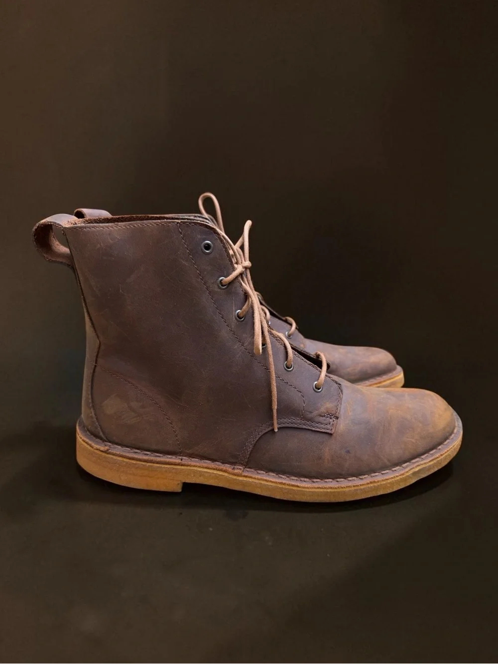 Men’s Clarks Originals Desert Mali Chukka Boot in Beeswax Leather